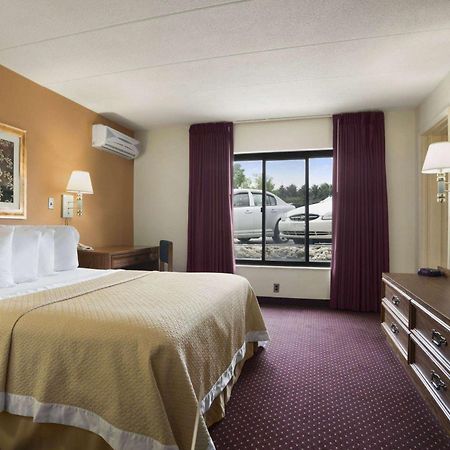 Hotel Ramadaby Wyndham Pittsburgh-New Stanton Zewnętrze zdjęcie